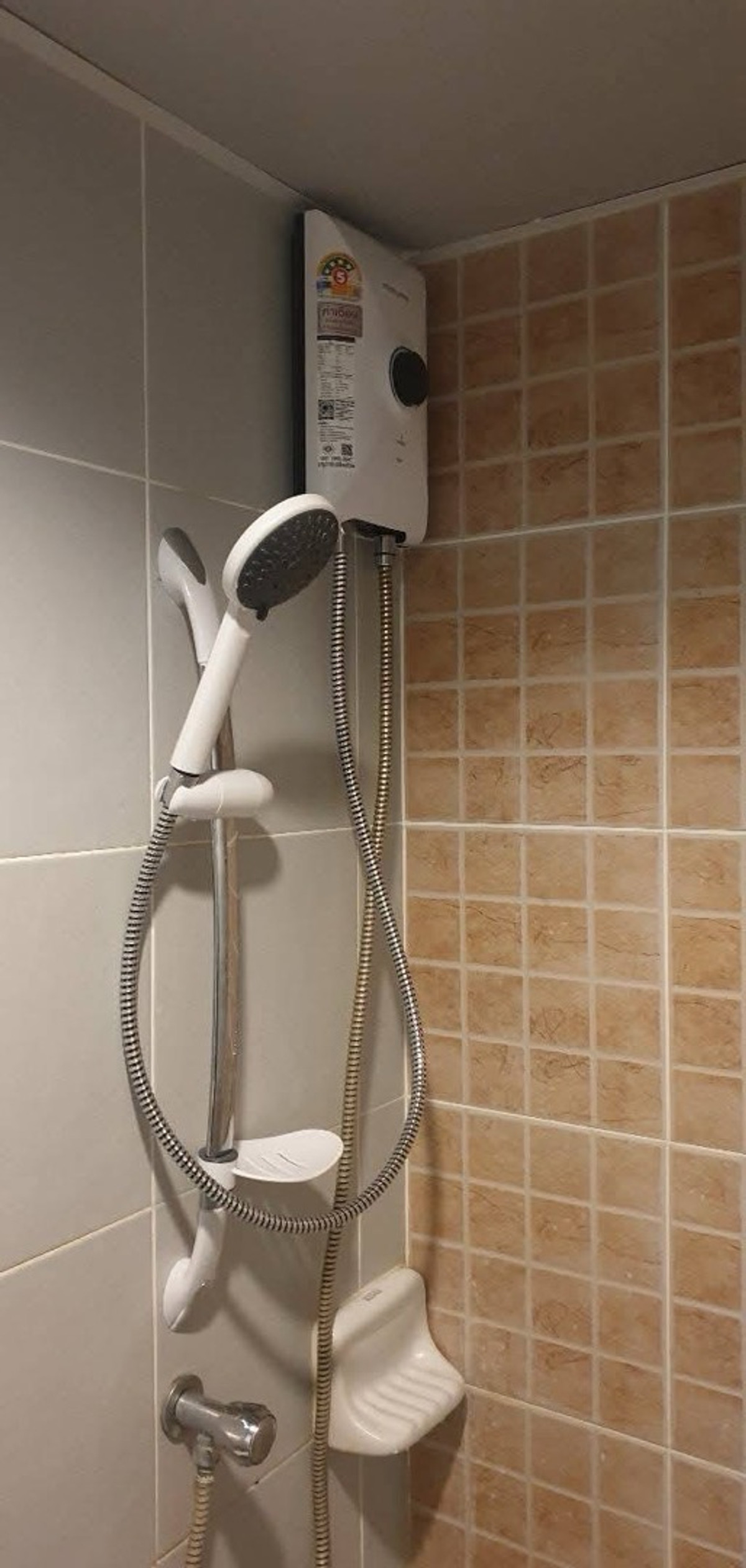 For RentCondoSamut Prakan,Samrong : For rent Lumpini Mix Theparak-Srinakarin.