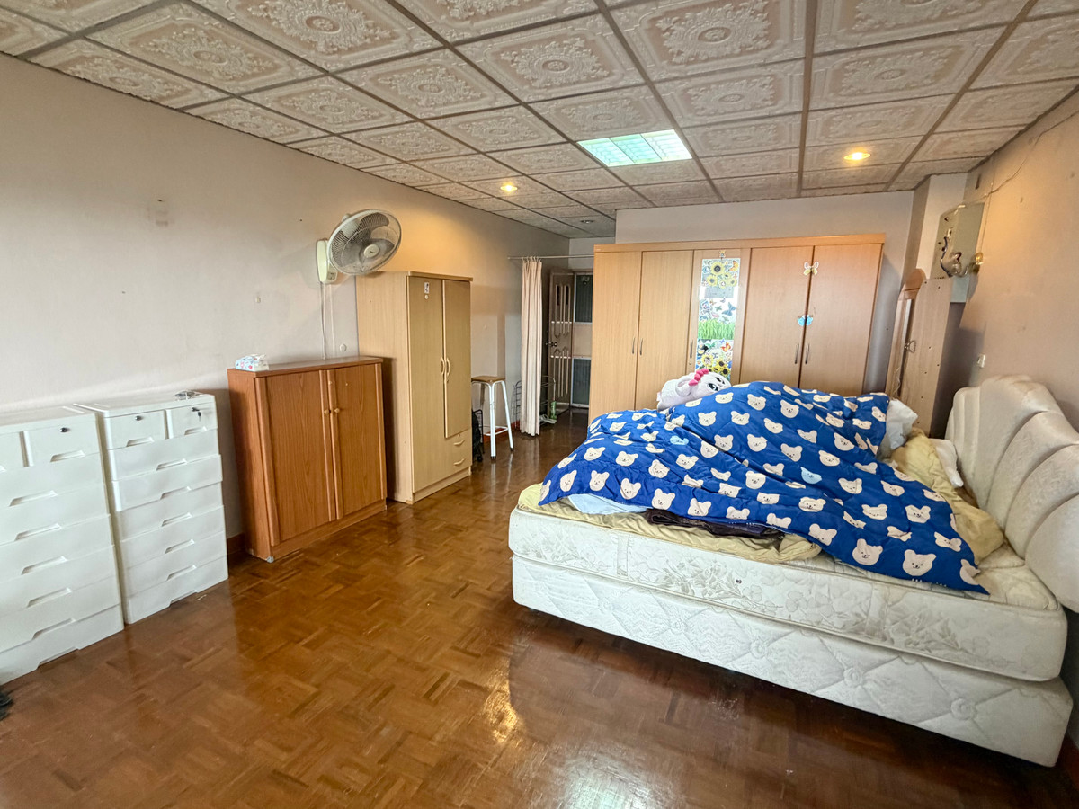 For SaleCondoEakachai, Bang Bon : Condo for sale in Dao Khanong, 44 sq m., cheap price, near BTS Wongwian Yai, in front of the condo next to BTS Purple Line (currently being completed)