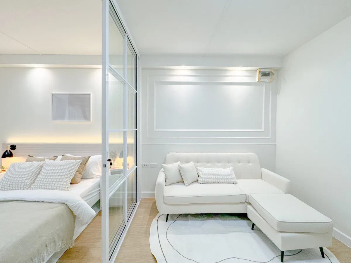 For SaleCondoLadprao, Central Ladprao : Condo for sale, Chokchai Ruammit, beautiful room with all new furniture.