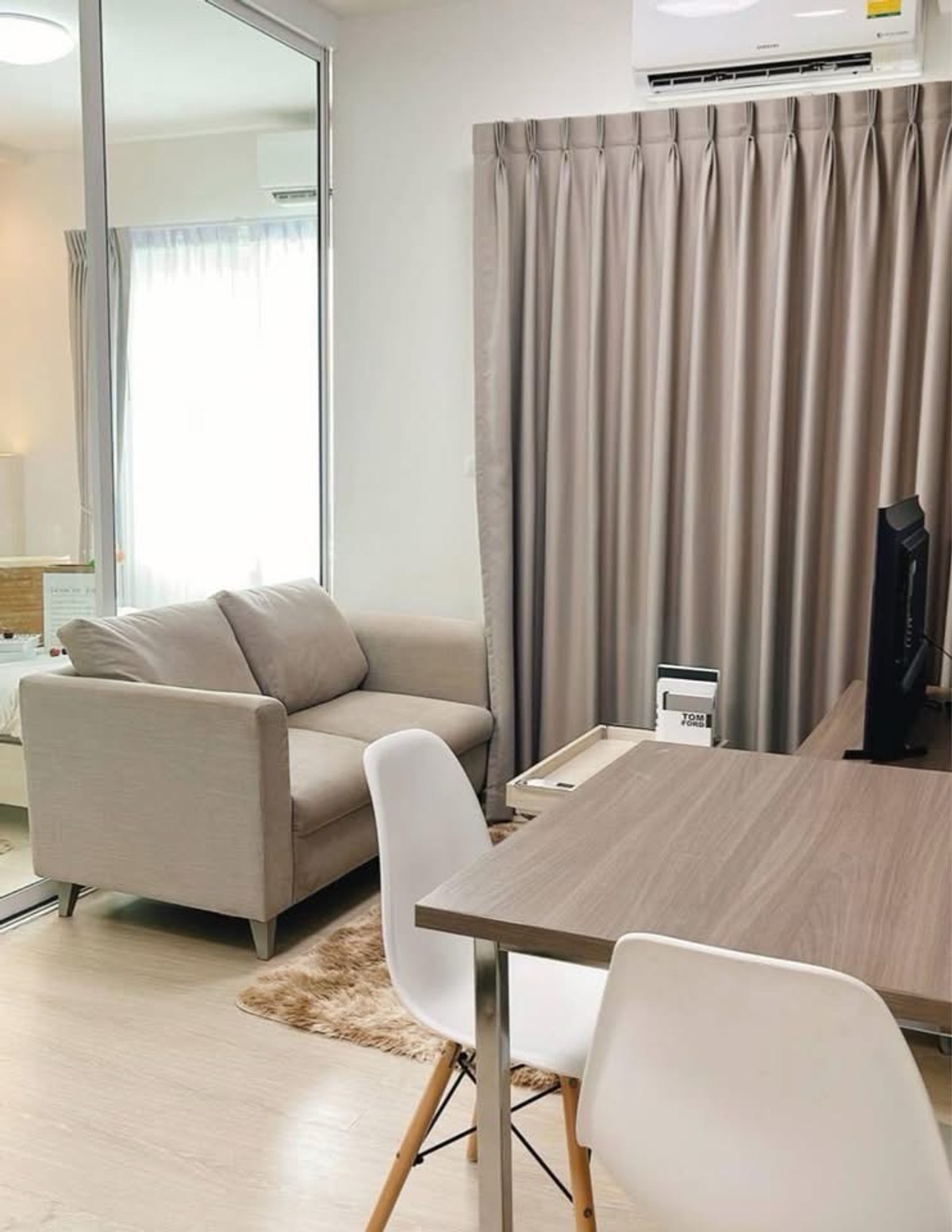 For RentCondoRatchadapisek, Huaikwang, Suttisan : For rent 𝗖𝗵𝗮𝗽𝘁𝗲𝗿 𝗢𝗻𝗲 Ratchada-Huai Khwang. (Ready to move in)
📍 Near #MRT Huai Khwang