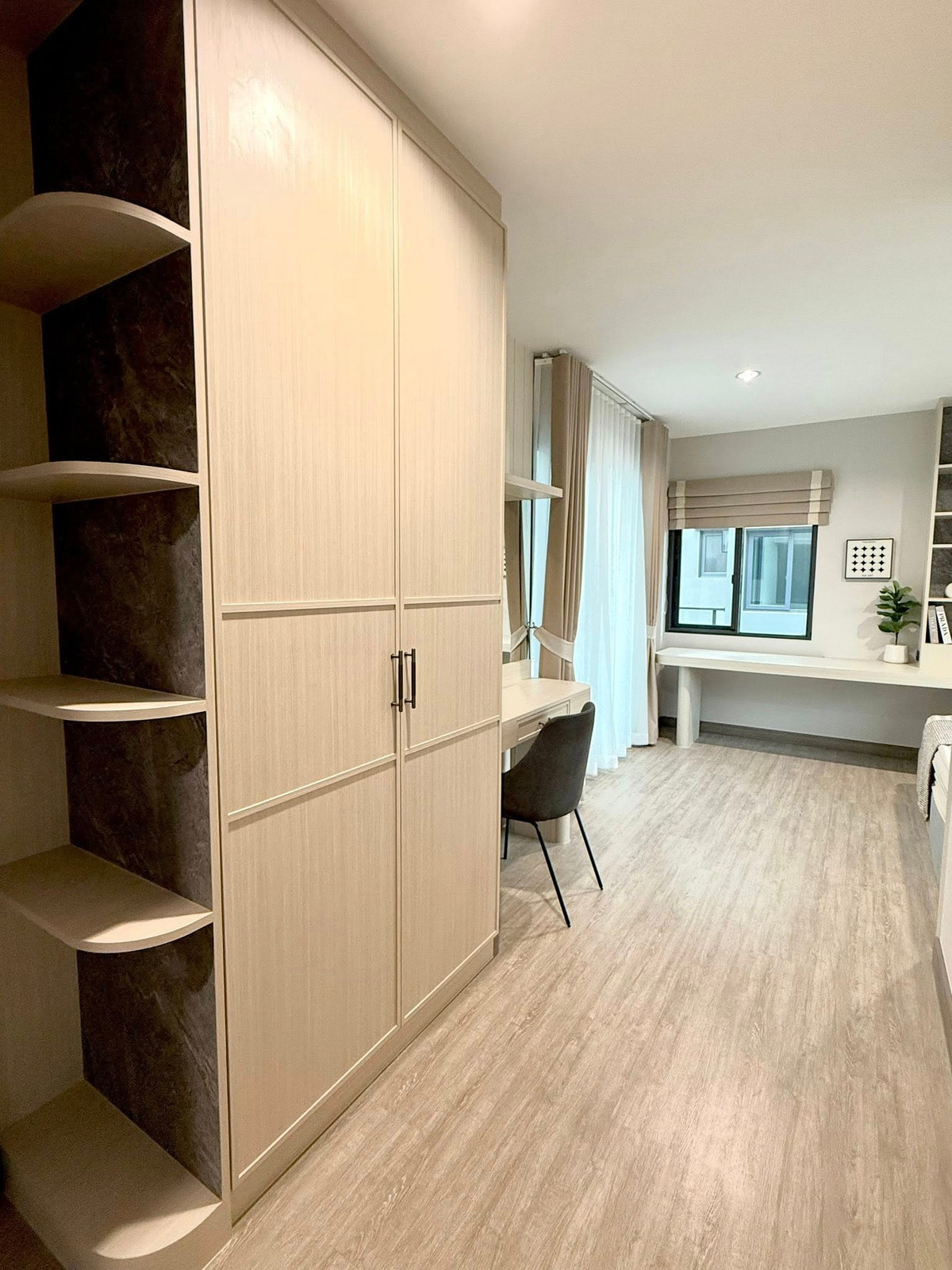 For RentHouseBangna, Bearing, Lasalle : Baan Klang Muang The Edition Bangna 2 / 4 Bedrooms (FOR RENT) YOK073