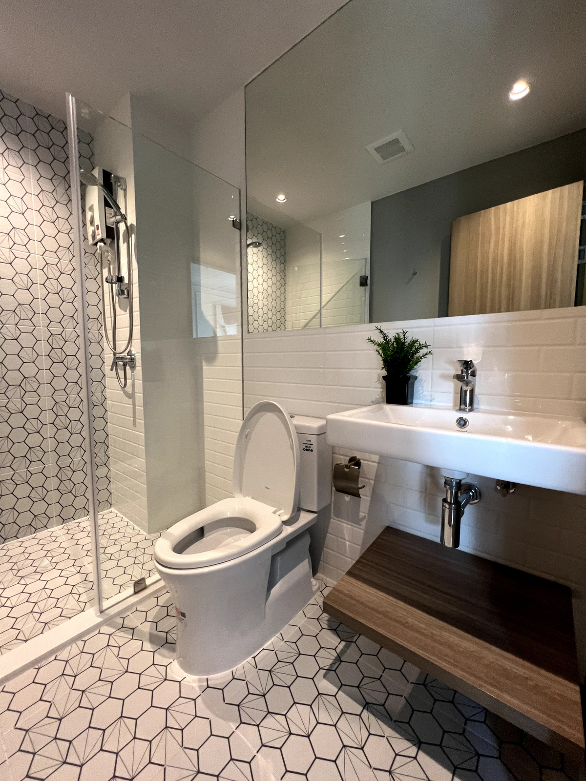 ให้เช่าคอนโดท่าพระ ตลาดพลู วุฒากาศ : ให้เช่าคอนโดแถวสาทร ท่าพระ ห้องกว้าง วิวดี สิ่งอำนวยความสะดวกครบจบใกล้ BTS ตลาดพลู