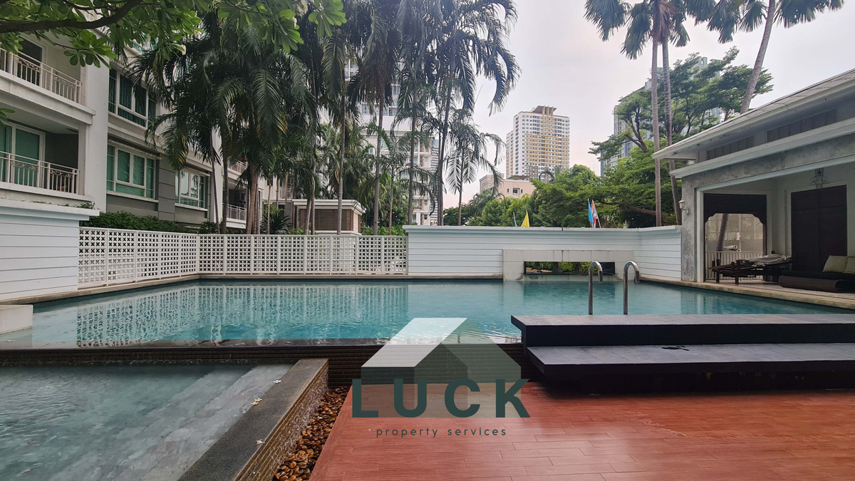 For SaleCondoWongwianyai, Charoennakor : LUCK 🏭Condo for sale, The Bangkok Sathorn-Taksin, next to the BTS, big room, comfortable to live in!!!