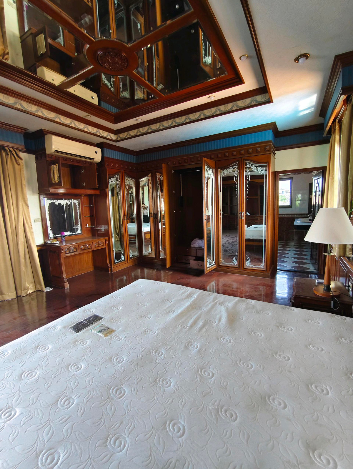 ขายพัทยา บางแสน ชลบุรี สัตหีบ : 🔥ขายด่วน🔥บ้านพูลวิลล่าพัทยา บนเนื้อที่ 1 ไร่ บ้านสุดหรู 3ชั้น 