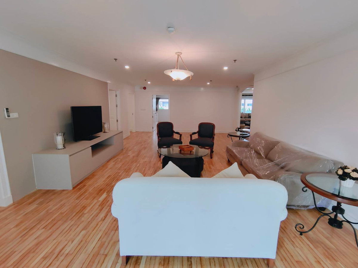 For RentSukhumvit, Asoke, Thonglor : For Rent: GM Tower (Pet Friendly) - 180,000 THB [MKr260223]