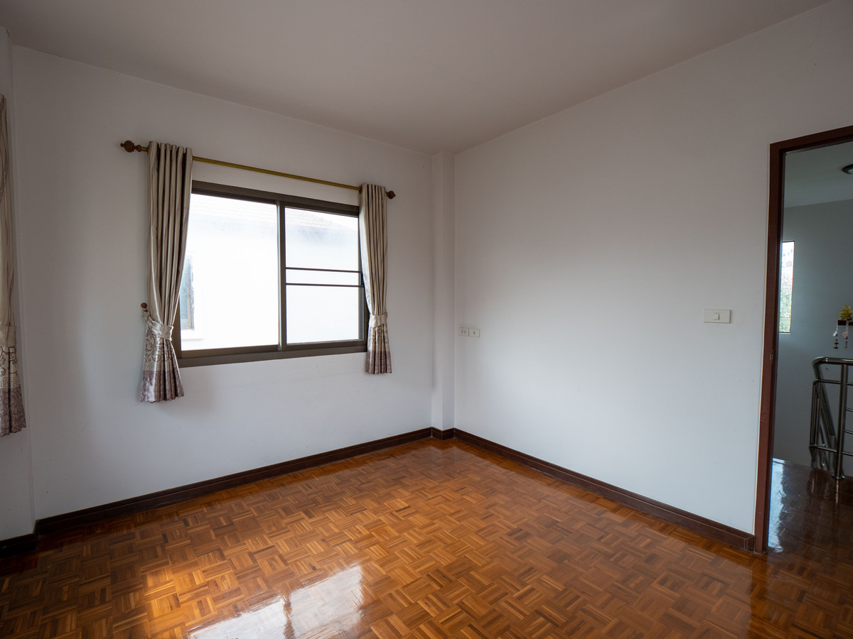 For RentHouseNonthaburi, Bang Yai, Bangbuathong : #Single house for sale #Single house for rent #Fueangsuk Village 5, corner plot 101.9 sq m.