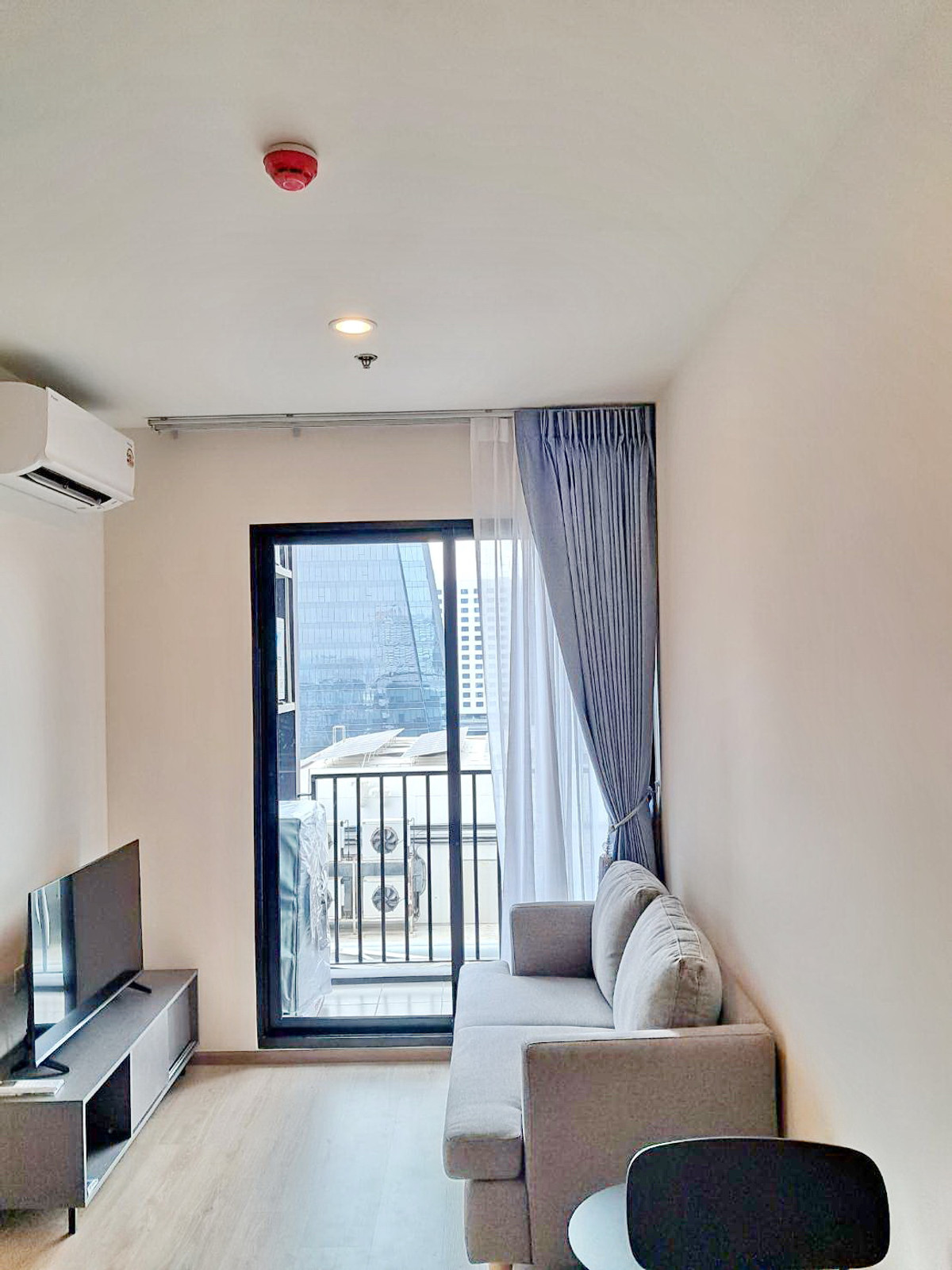 ให้เช่าคอนโดพระราม 9 เพชรบุรีตัดใหม่ RCA : 9775♛ให้เช่าคอนโด 1 ห้องนอน♙นิว ดิสทริค อาร์ไนน์ พระราม 9♜ติด MRTพระราม9∞099-5919653,065-9423251🜲Line@sureresidence