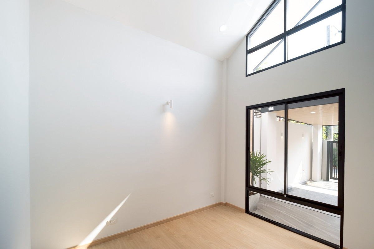 For SaleHouseKaset Nawamin,Ladplakao : Newly renovated detached house Thanasin Village Nawamin 68