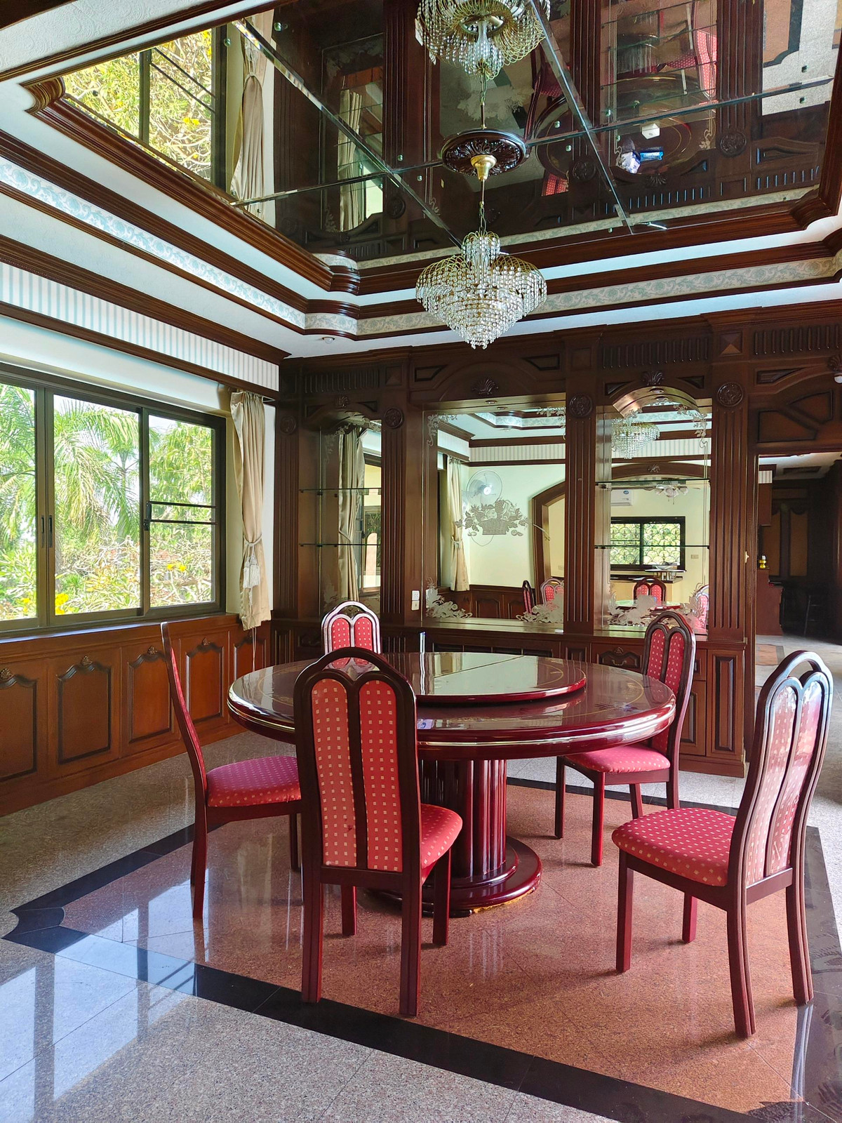 ขายพัทยา บางแสน ชลบุรี สัตหีบ : 🔥ขายด่วน🔥บ้านพูลวิลล่าพัทยา บนเนื้อที่ 1 ไร่ บ้านสุดหรู 3ชั้น 