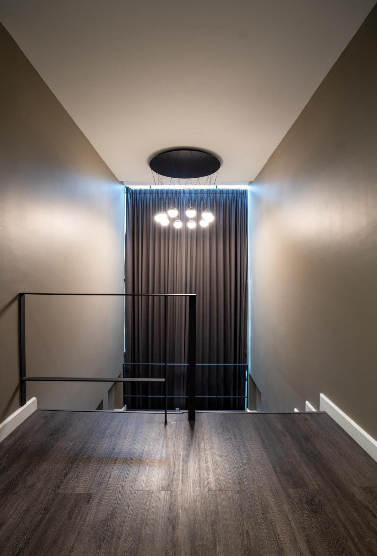 For SaleHouseChokchai 4, Ladprao 71, Ladprao 48, : FOR SALE HOUSE 4 BEDROOM 5 BATHROOM 250 SQ.M -- READY TO MOVE IN --