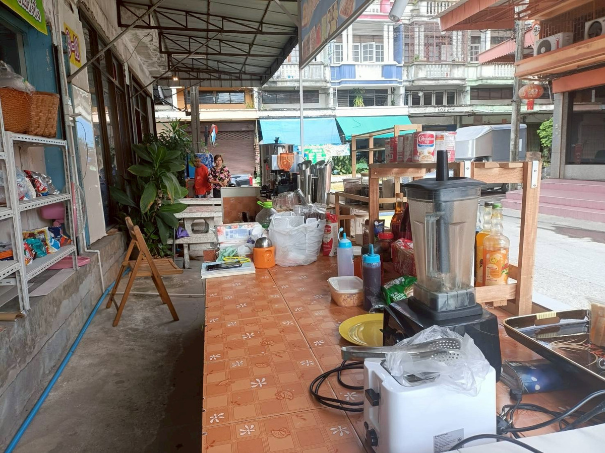For SaleShop HouseBang kae, Phetkasem : 95710 - Commercial building for sale, 4 floors + rooftop, 2 units, 28 sq m, corner room.
