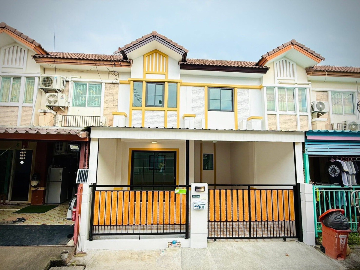 ขายทาวน์โฮมพระราม 5 ราชพฤกษ์ บางกรวย : ขาย ทาวน์เฮ้าส์ หมู่บ้าน พฤกษาวิลล์ 33 ปิ่นเกล้า-วงแหวน