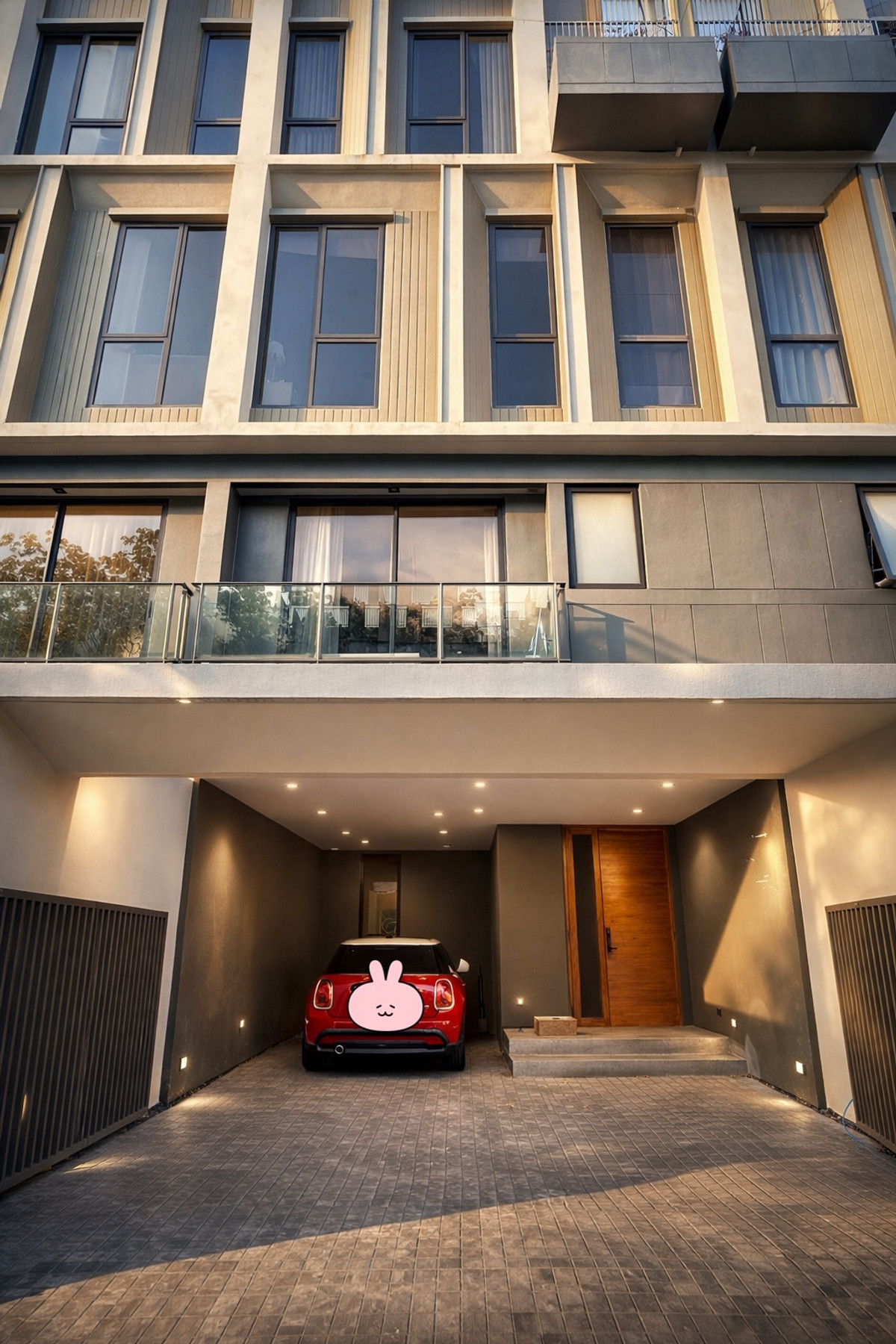 ขายทาวน์โฮมลาดพร้าว101 แฮปปี้แลนด์ :  แบบบ้าน FURTHER (ขนาดใหญ่ที่สุด มีเพียง 4 หลัง จากทั้งหมด 82 ยูนิต)   , THER ladprao 93