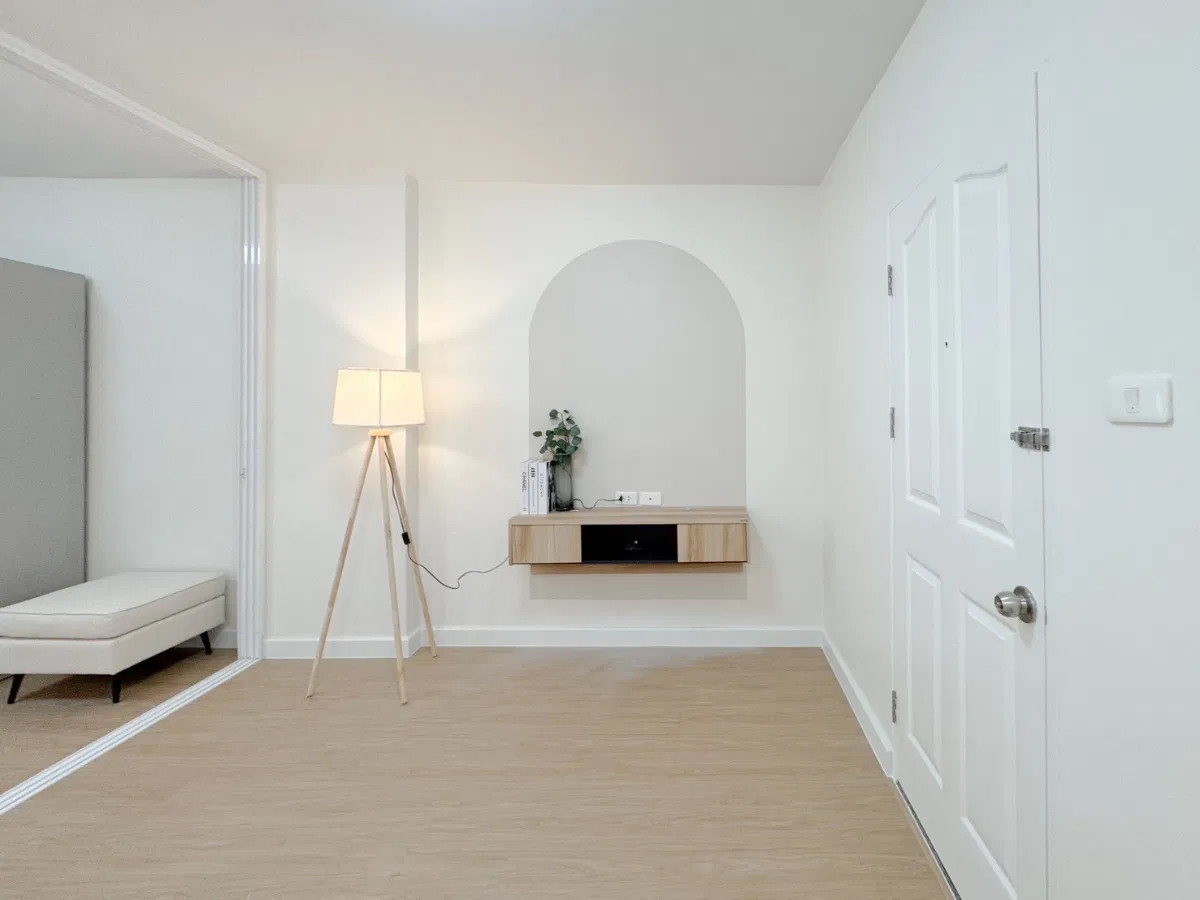 For SaleCondoLadprao, Central Ladprao : Condo for sale, Chokchai Ruammit, beautiful room with all new furniture.