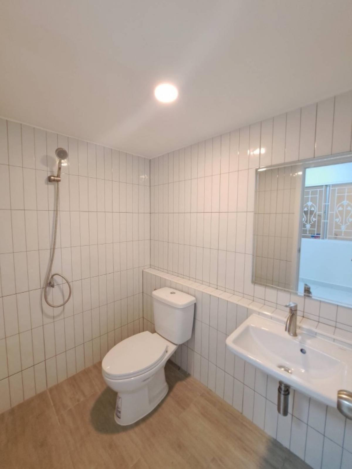 For SaleTownhomePathum Thani,Rangsit, Thammasat : For Sale Townhouse/Townhome , Baanpruksa 63 Bang Kredee – Pathum thani , Bang Kadi , Mueang Pathum Thani , Pathum Thani , CX-144364