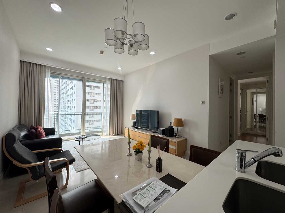 For RentCondoWitthayu, Chidlom, Langsuan, Ploenchit : 🏡 Condo for Rent in Langsuan, Bangkok – Luxury 2 Bedroom at Q Langsuan Near BTS Chidlom