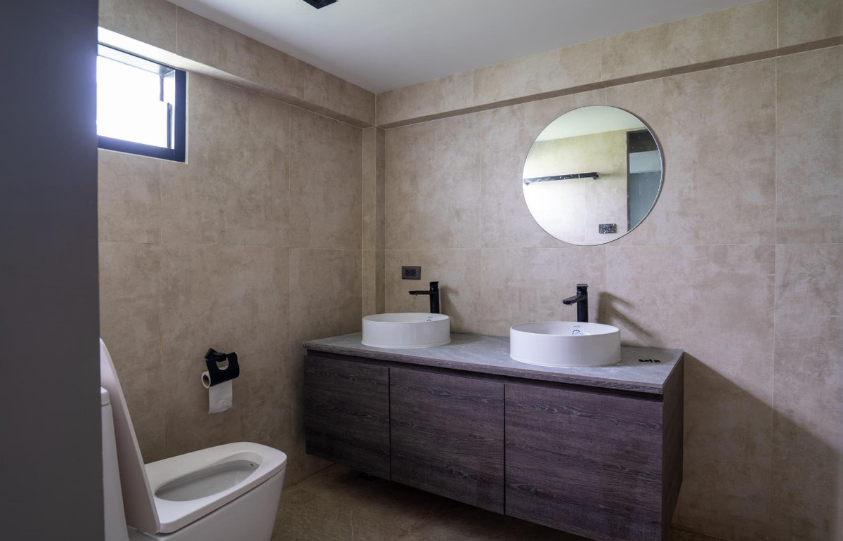 For SaleHouseChokchai 4, Ladprao 71, Ladprao 48, : FOR SALE HOUSE 4 BEDROOM 5 BATHROOM 250 SQ.M -- READY TO MOVE IN --