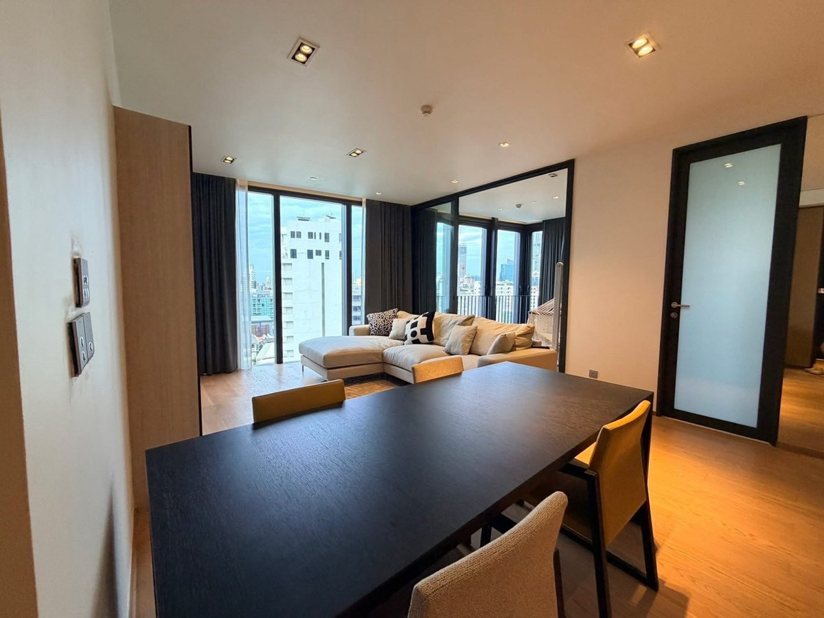 For RentCondoSukhumvit, Asoke, Thonglor : For rent, Beatniq S32 BTS Thonglor, luxury condo in Thonglor area, large room 110 sq m, 10th floor, pano view, high ceiling, corner room, beautifully decorated, electrical appliances and complete furniture. Ready to move in, price 100,000 baht.