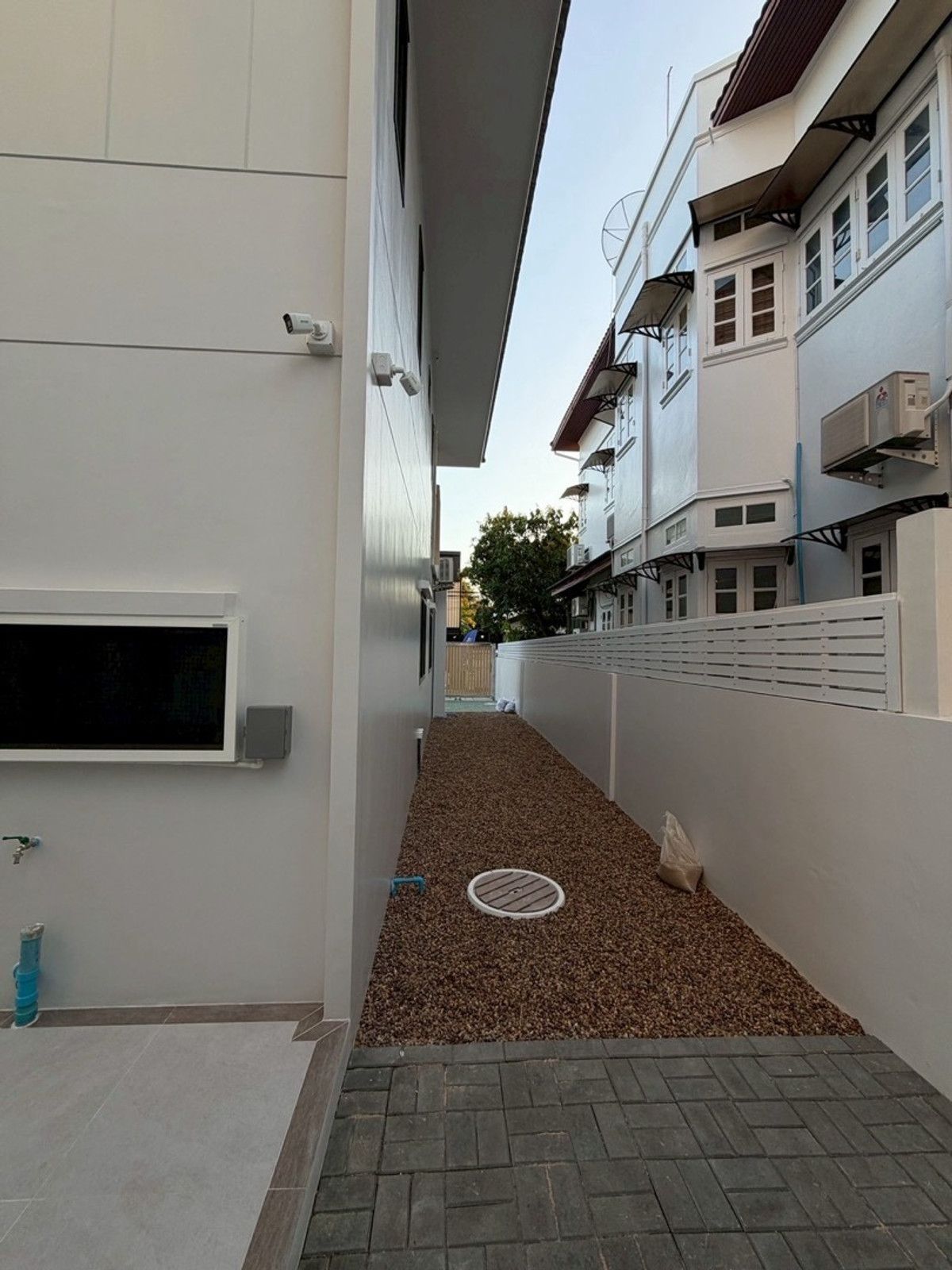 ขายบ้านรัชดา ห้วยขวาง : บ้านสร้างใหม่พร้อมขาย ทำเลใจกลางเมือง