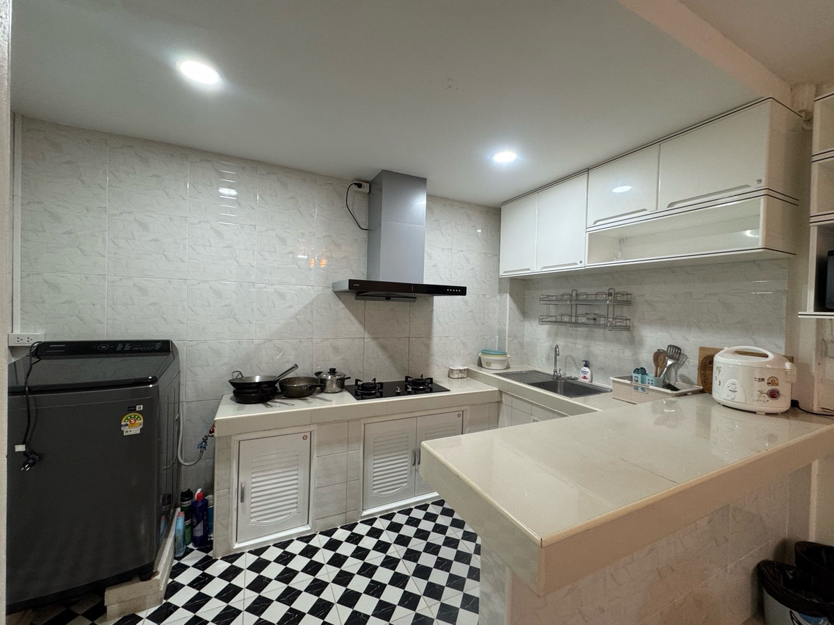 ให้เช่าทาวน์โฮมรัชดา ห้วยขวาง : 💕Huai Khwang Houseบ้านเช่าห้วยขวาง 5ห้องนอน4ห้องน้ำ รัชดา18 ใกล้MRTห้วยขวางเฟอร์นิเจอร์ครบครัน 💕 ว่างพร้อมอยู่✨