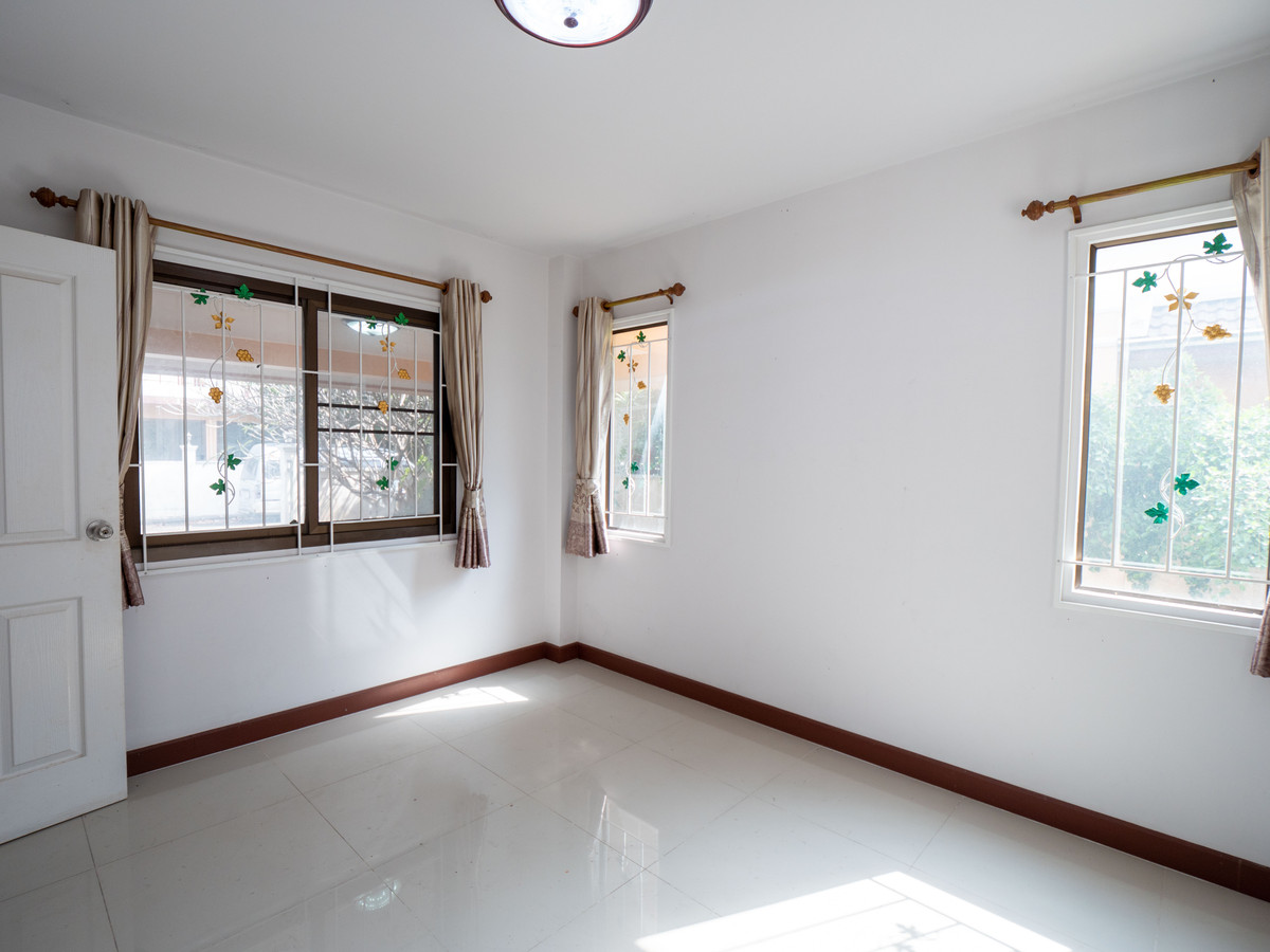 For RentHouseNonthaburi, Bang Yai, Bangbuathong : #Single house for sale #Single house for rent #Fueangsuk Village 5, corner plot 101.9 sq m.