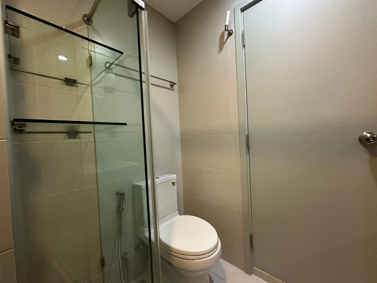 ให้เช่าคอนโดบางนา แบริ่ง ลาซาล : ห้องเเต่งบิ้วอินสวย ชั้นสูง เช่า Studio, 1 ห้องน้ำ ไอดีโอ โมบิ สุขุมวิท อีสท์เกต