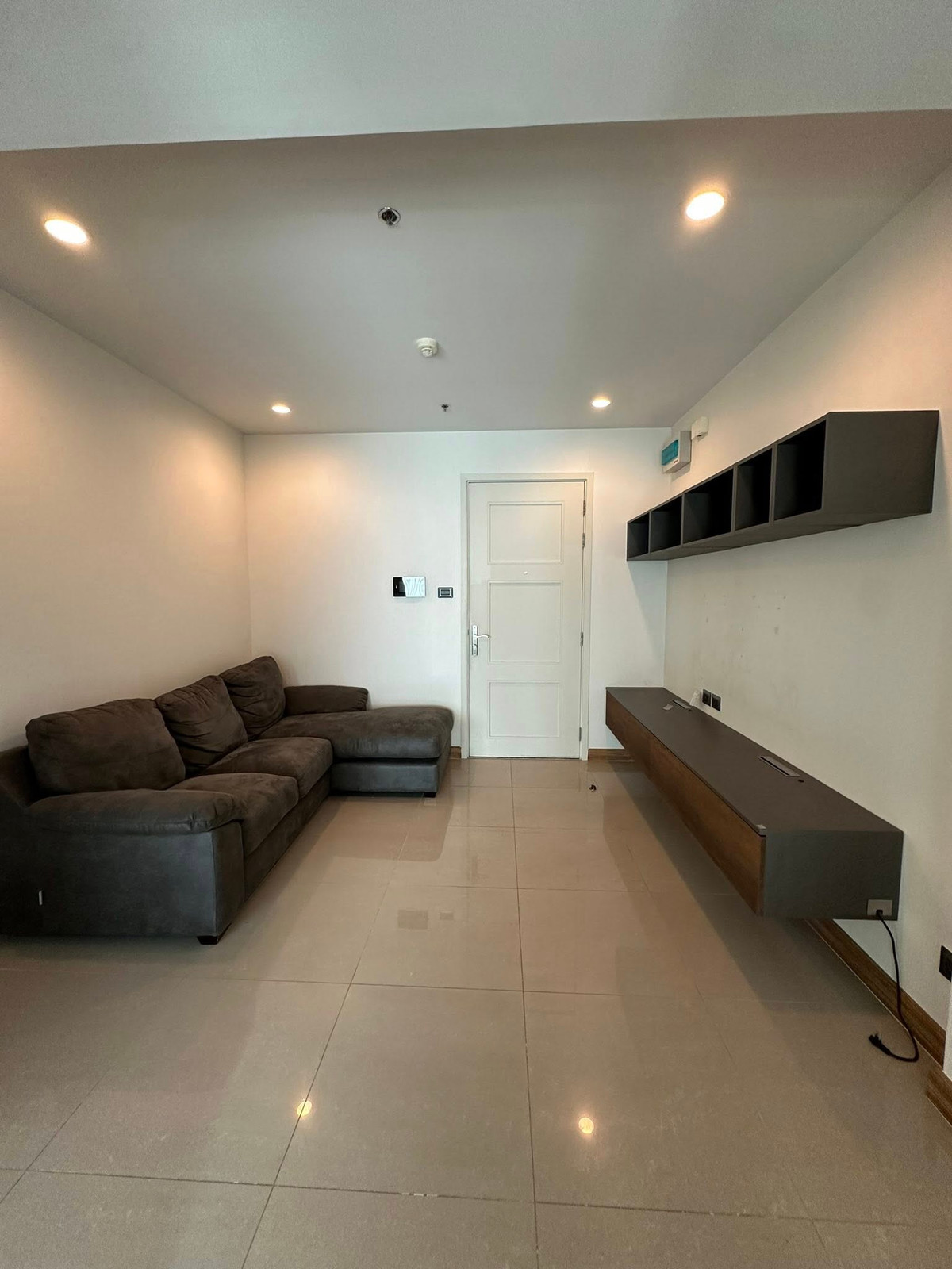 ขายคอนโดพระราม 9 เพชรบุรีตัดใหม่ RCA : 💰 รับค่าเช่าทันที! ขายพร้อมผู้เช่า/Sale With Tenant : Supalai Wellington 2 (ศุภาลัย เวลลิงตัน 2)  - 1 ห้องนอน LC118