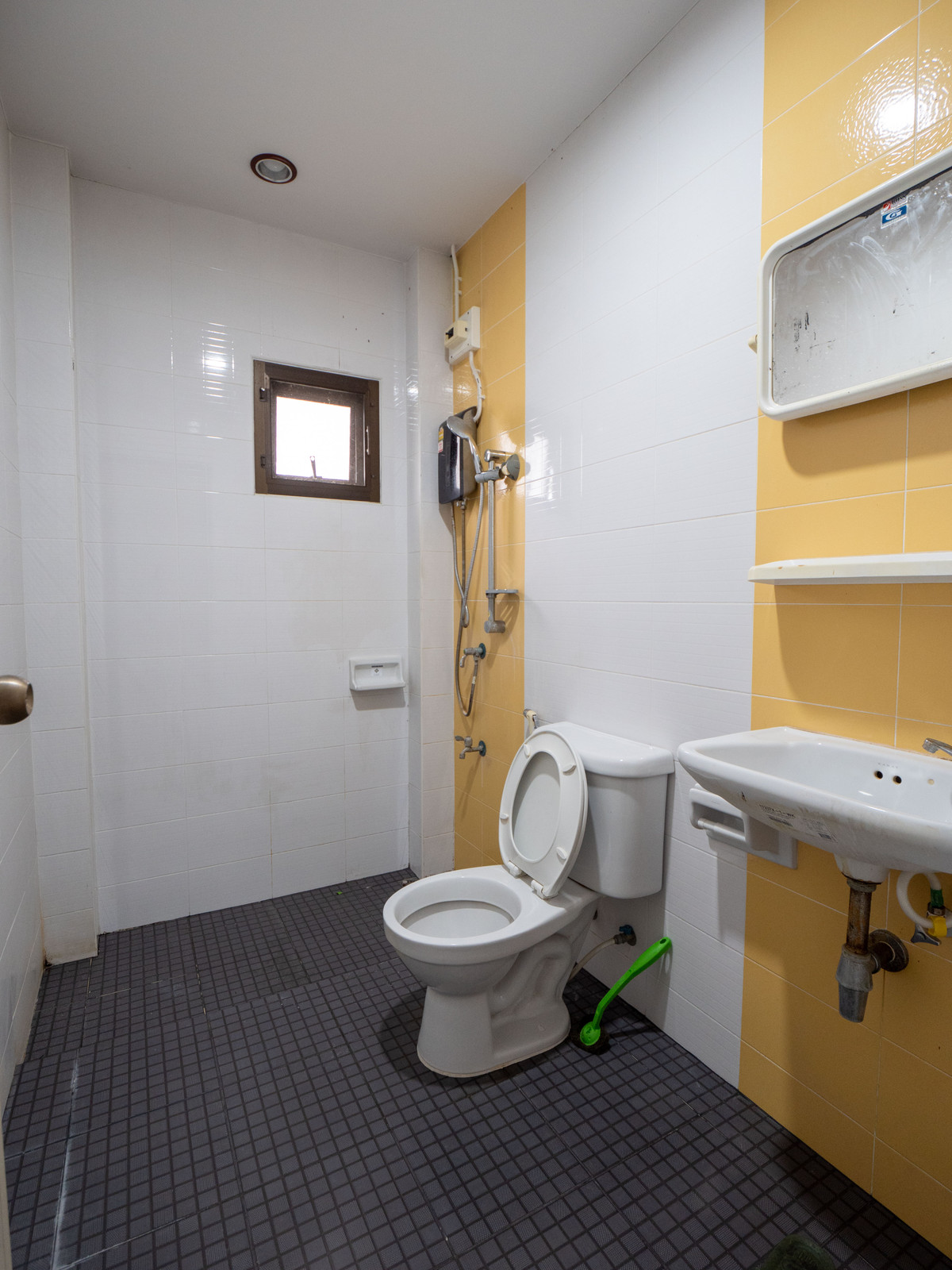 For RentHouseNonthaburi, Bang Yai, Bangbuathong : #Single house for sale #Single house for rent #Fueangsuk Village 5, corner plot 101.9 sq m.