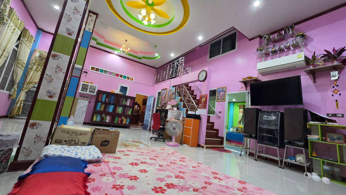 ขายบ้านสกลนคร : บ้านพร้อมที่ดิน เนื้อที่ 1 ไร่ 275 ตารางเมตร