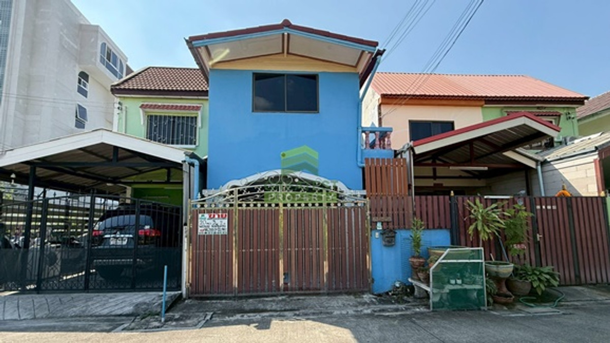 For SaleTownhomeChaengwatana, Muangthong : Mitpracha Village, urgent sale, 2-story townhouse, area 20 sq m, additions, good location, near Muang Thong Thani expressway.