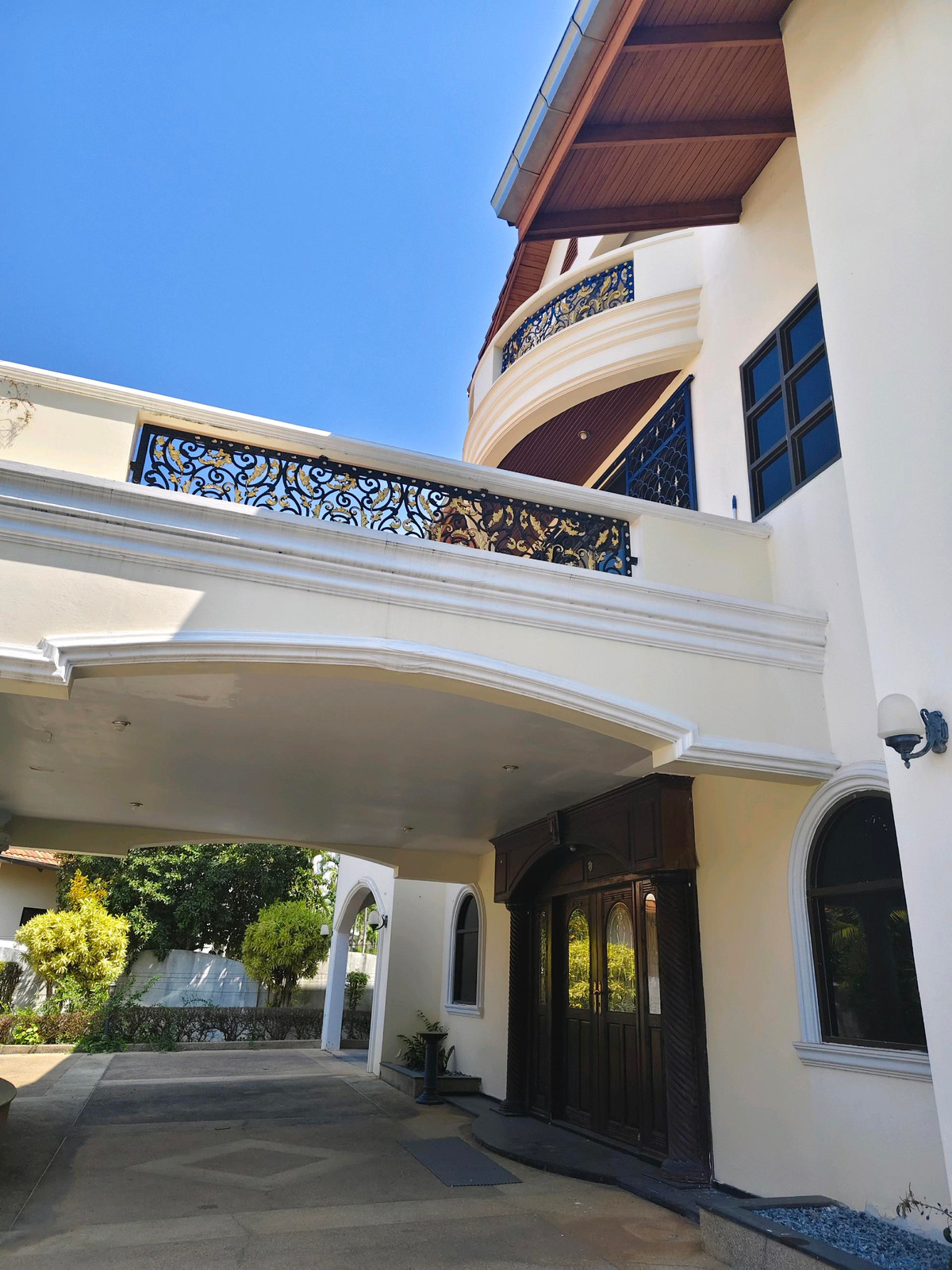 ขายพัทยา บางแสน ชลบุรี สัตหีบ : 🔥ขายด่วน🔥บ้านพูลวิลล่าพัทยา บนเนื้อที่ 1 ไร่ บ้านสุดหรู 3ชั้น 