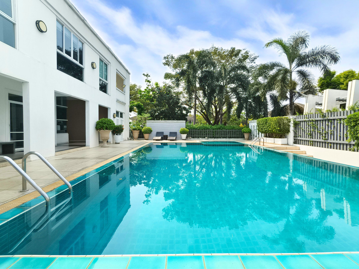 HouseLadkrabang, Suwannaphum Airport : For Sale/Rent: Detached House Home Place The Park Rama9, near the new Krungthep Kreetha Road and Nirvana Porch. 3 bedrooms, 3 bathrooms, 65 sq.wah.