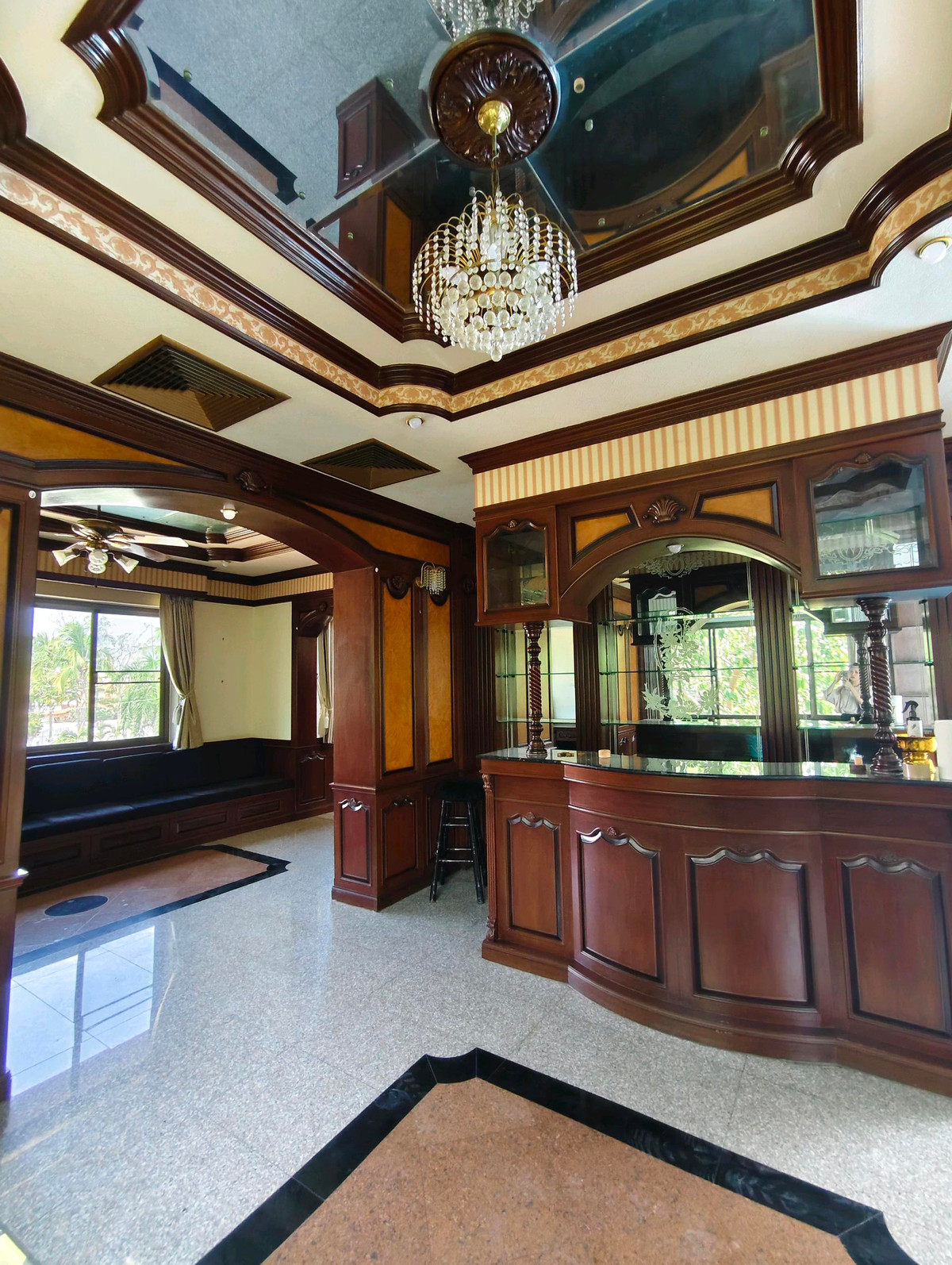 ขายพัทยา บางแสน ชลบุรี สัตหีบ : 🔥ขายด่วน🔥บ้านพูลวิลล่าพัทยา บนเนื้อที่ 1 ไร่ บ้านสุดหรู 3ชั้น 