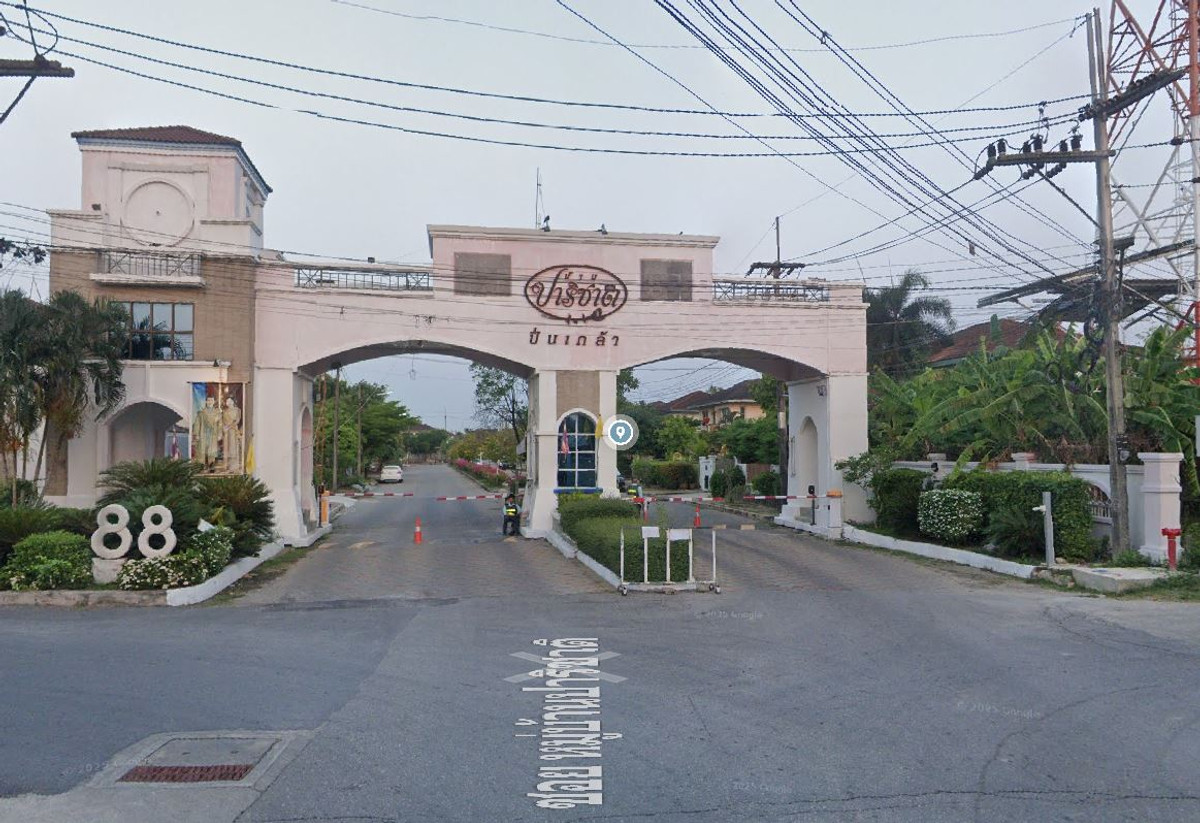 For SaleTownhomePhutthamonthon, Salaya : Parichat Pinklao-Phutthamonthon Sai 4