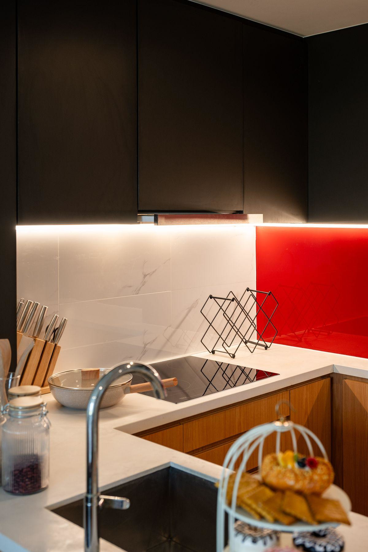 ขายคอนโดสีลม ศาลาแดง บางรัก : FQ ขายคอนโด Siamese Surawong ราคา 14,900,000 บาท [KOs260220]