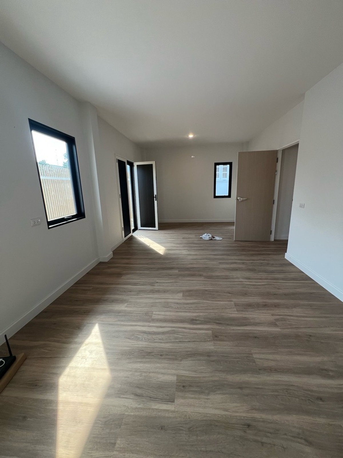 ขายบ้านรัชดา ห้วยขวาง : บ้านสร้างใหม่พร้อมขาย ทำเลใจกลางเมือง