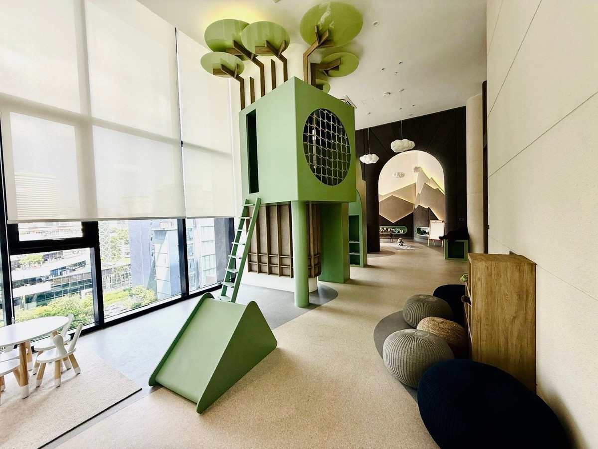 ให้เช่าคอนโดพระราม 9 เพชรบุรีตัดใหม่ RCA : 🔥ให้เช่าด่วน🔥Noble Nue District R9 ห้องใหมj บิ้วอินน่าอยู่มาก เฟอร์นิเจอร์ครบ ใกล้ เซ็นทรัลพระราม 9 และ  MRT พระราม 9 ❗