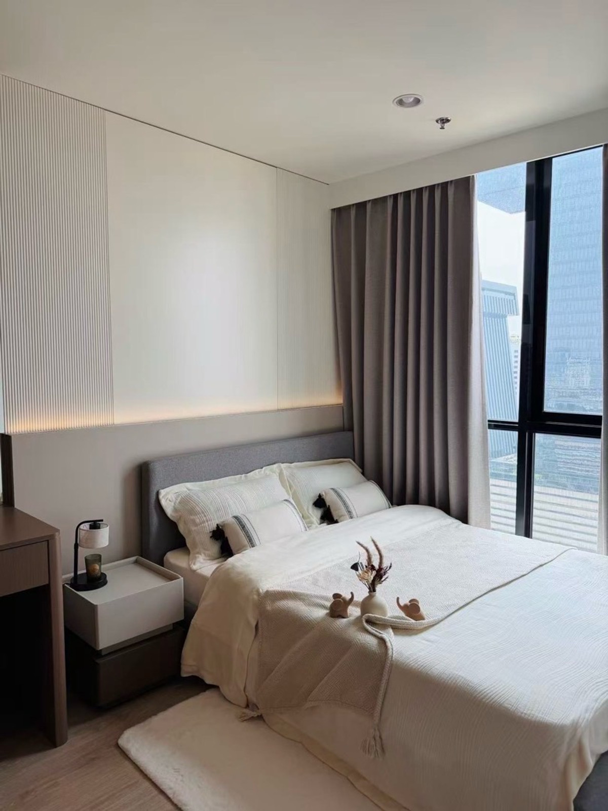 ให้เช่าคอนโดพระราม 9 เพชรบุรีตัดใหม่ RCA : 🔥ให้เช่าด่วน🔥Noble Nue District R9 ห้องใหมj บิ้วอินน่าอยู่มาก เฟอร์นิเจอร์ครบ ใกล้ เซ็นทรัลพระราม 9 และ  MRT พระราม 9 ❗