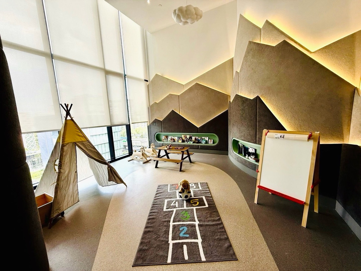 ให้เช่าคอนโดพระราม 9 เพชรบุรีตัดใหม่ RCA : 🔥ให้เช่าด่วน🔥Noble Nue District R9 ห้องใหมj บิ้วอินน่าอยู่มาก เฟอร์นิเจอร์ครบ ใกล้ เซ็นทรัลพระราม 9 และ  MRT พระราม 9 ❗