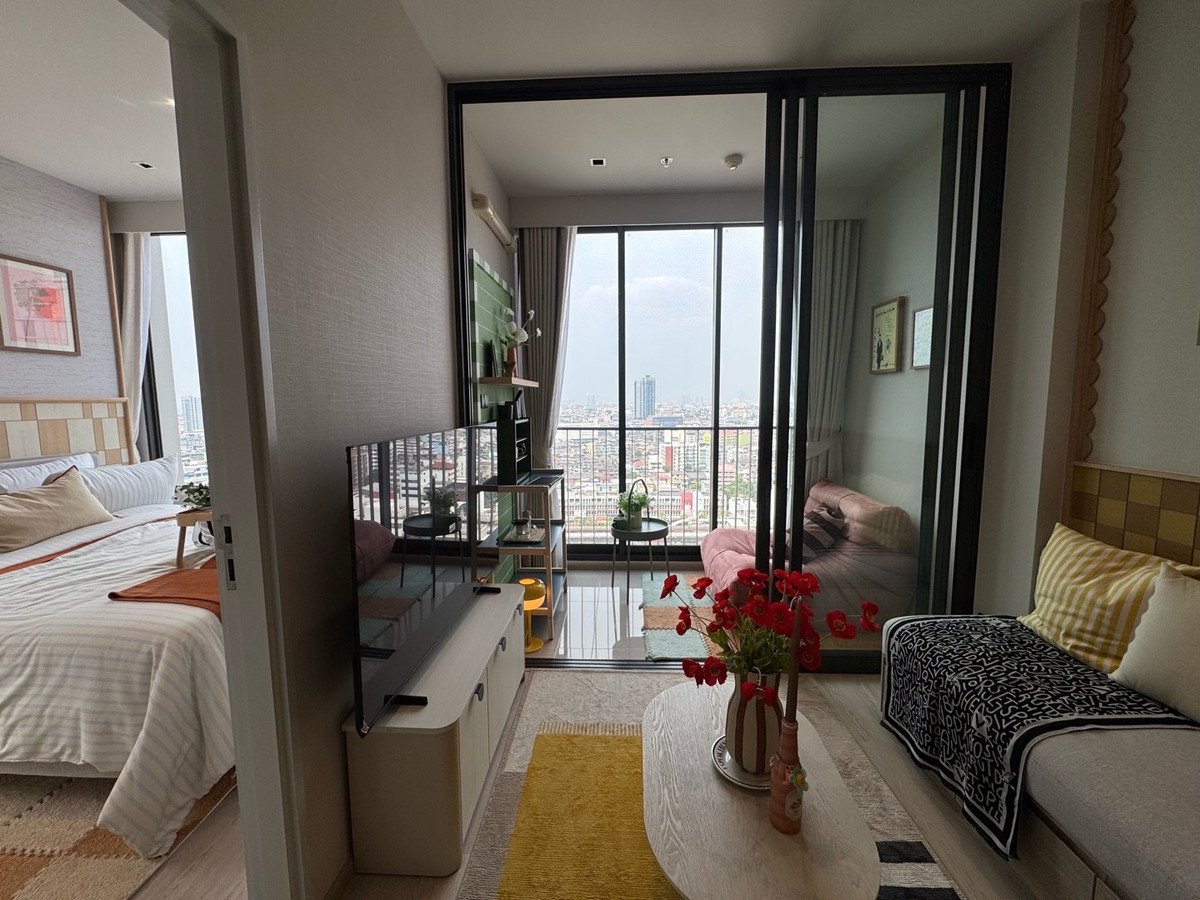 ขายคอนโดวงเวียนใหญ่ เจริญนคร : 🏙Reference Sathorn–Wongwianyai
1Bed 1Bath 32sq.m. 4.49 mb
☎️Phat 064-642-8664