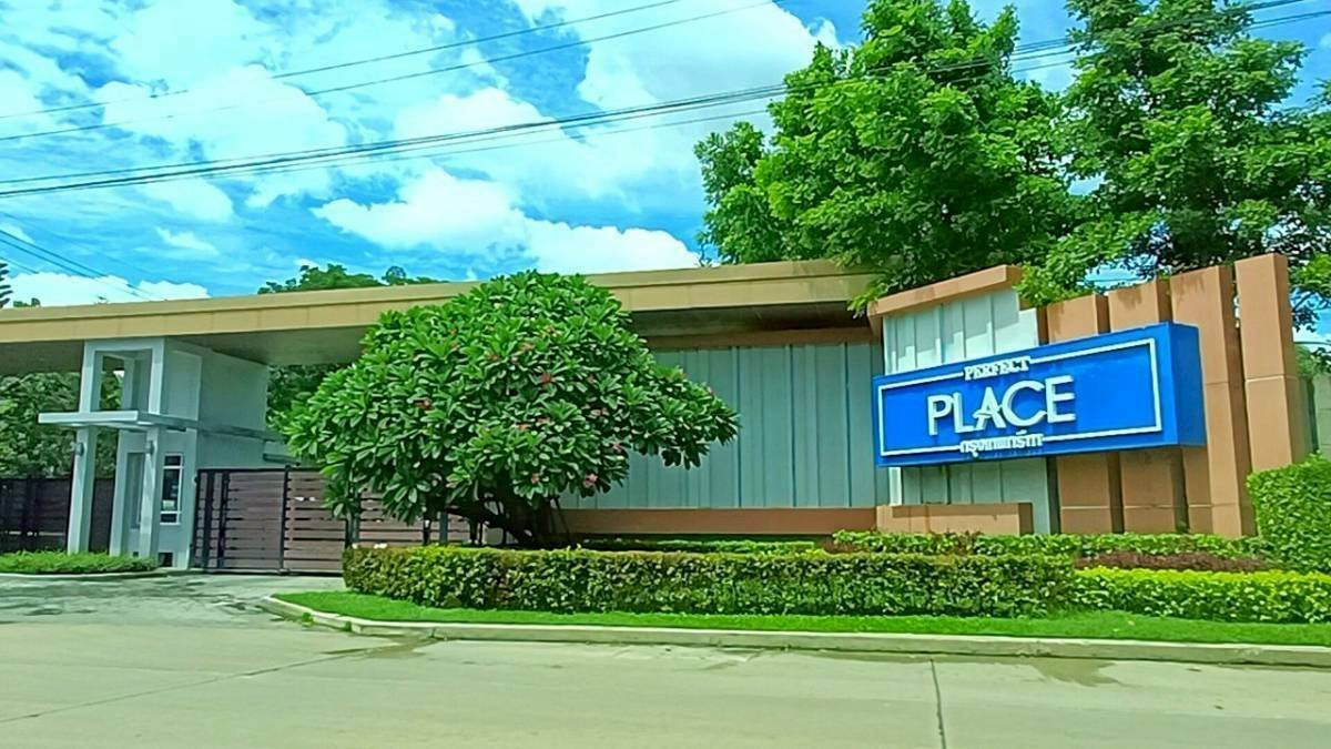 For RentHouseLadkrabang, Suwannaphum Airport : HR3215 Large detached house for rent, Perfect Place Krungthep Kreetha, usable area 300 sq m, pets allowed. (Pet-Friendly) | Ready to move in immediately.