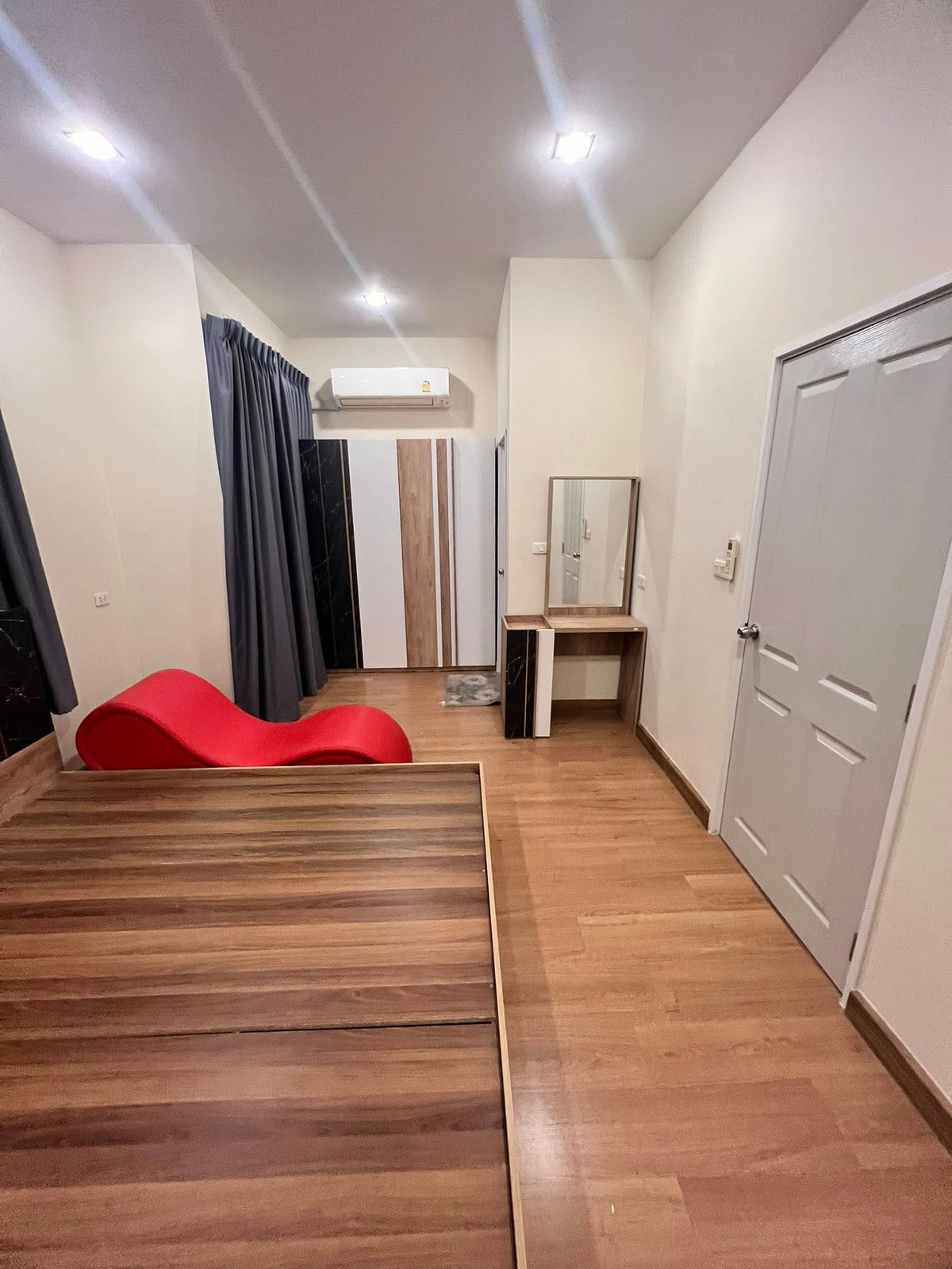 ให้เช่าทาวน์โฮมบางแค เพชรเกษม : โกลเด้น ทาวน์ บางแค / 4 ห้องนอน (เช่า), Golden Town Bangkhae / 4 Bedrooms (FOR RENT) BALL256