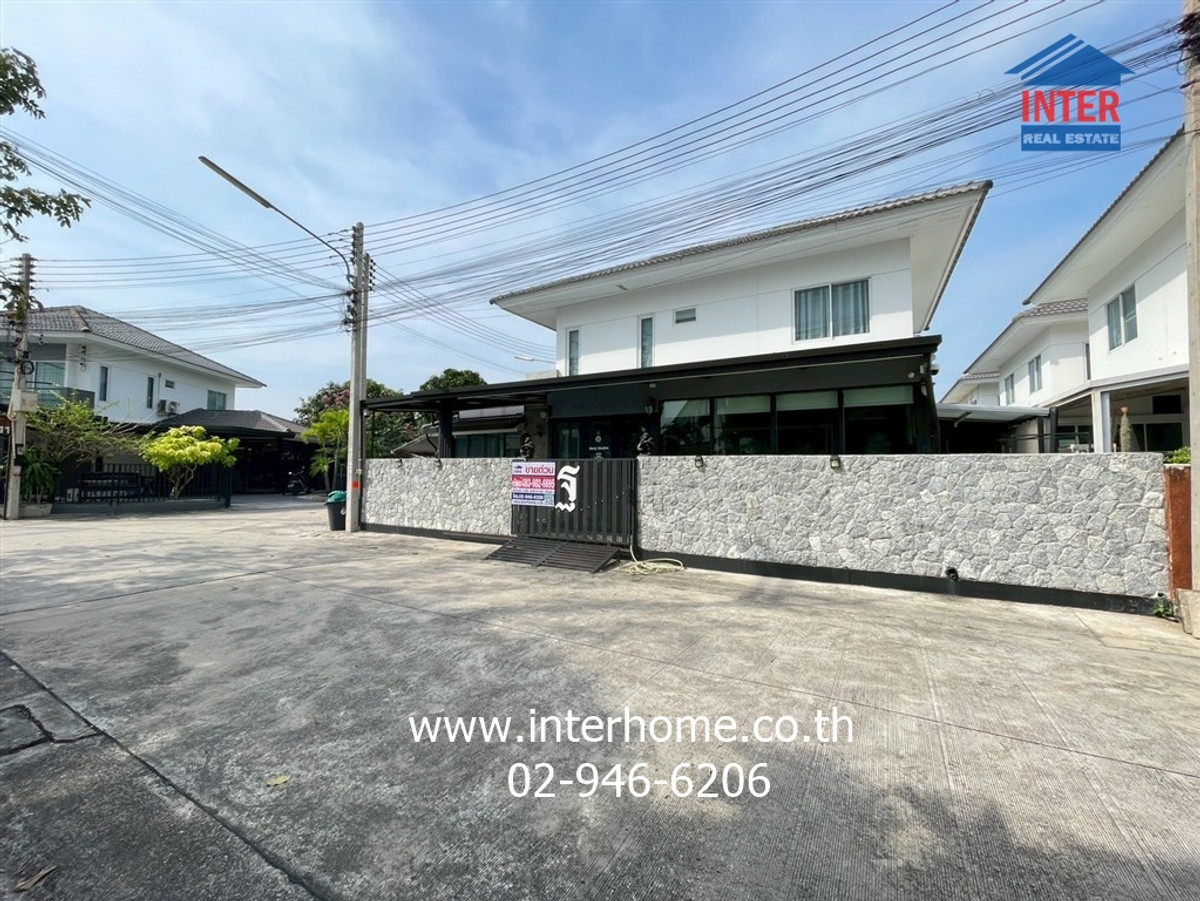 For SaleHousePattaya, Bangsaen, Chonburi : 2-story detached house, 43.8 sq m, Pruksa Nara Village. Nong Mon-Chonburi Soi 11, near Eastern Seaboard Nursing School, Sukhumvit Road, Saensuk Road, Mueang Chonburi, Chonburi