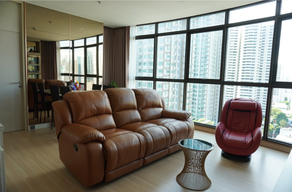 For SaleCondoRama9, Petchburi, RCA : Selling equipment at a loss of 9.9 million.