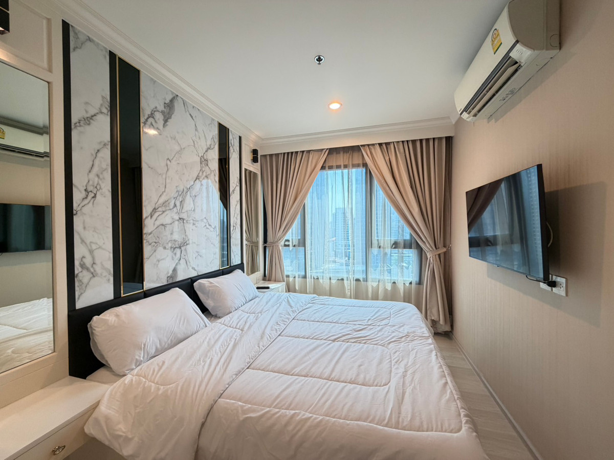 ให้เช่าคอนโดพระราม 9 เพชรบุรีตัดใหม่ RCA : 🔥 Hot Deal 2 bedrooms for rent at Life asoke 🔥