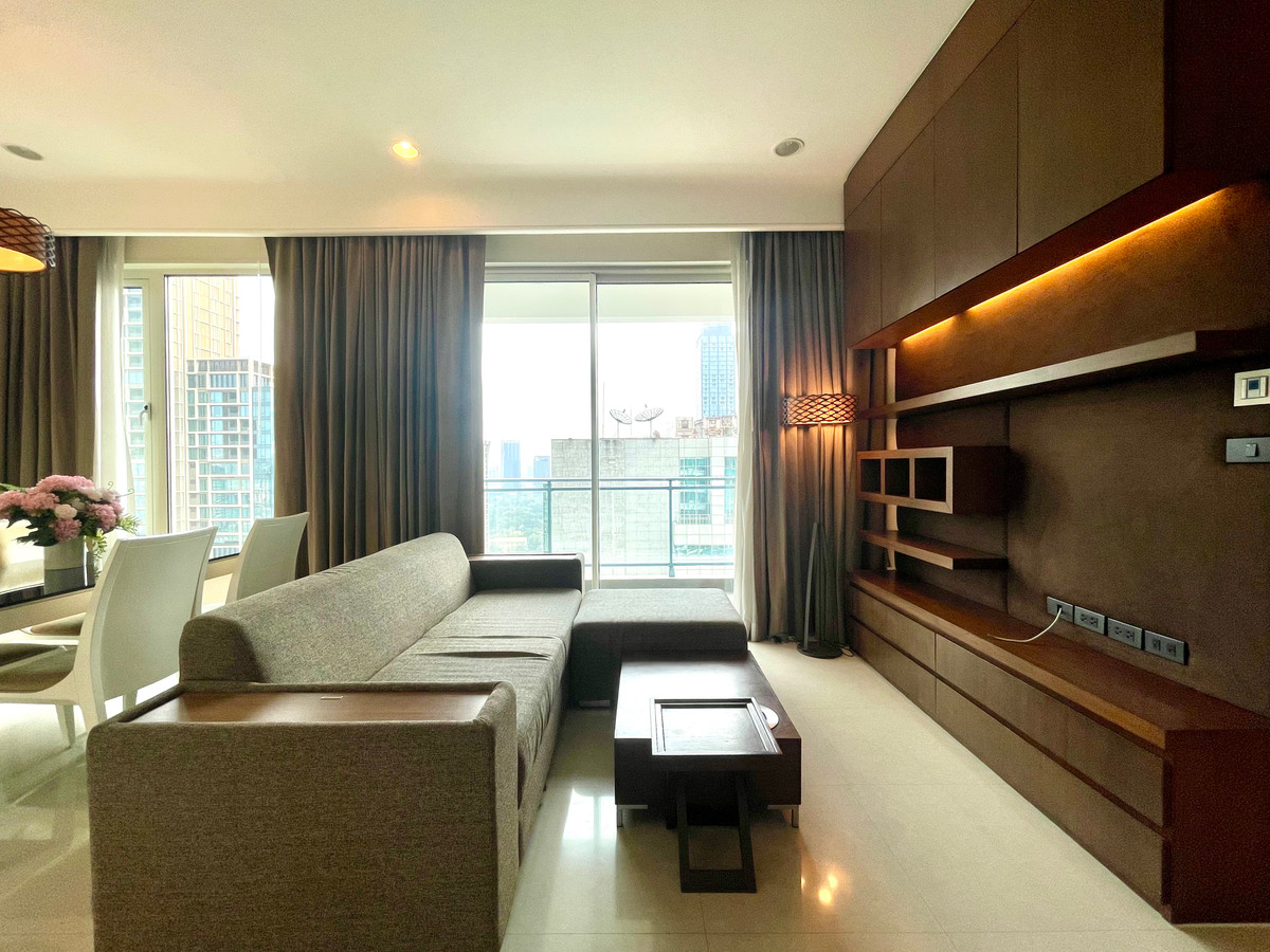 ให้เช่าคอนโดวิทยุ ชิดลม หลังสวน : 🔥 ปล่อยเช่าคอนโดหรู หลังสวน – ชิดลม | ห้องใหญ่ 2 ห้องนอน ใกล้ BTS ในโครงการ Q Langsuan