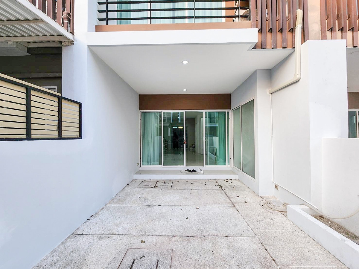 For RentTownhomeRama3 (Riverside),Satupadit : For Rent❗ 3-story townhome, Thanapat Green Zone, for rent with furniture, 3 floors, 3 bedrooms, 3 bathrooms.