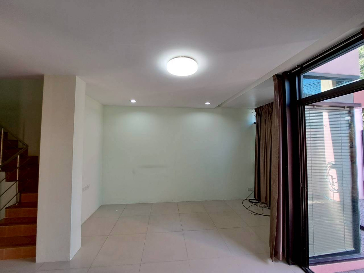 For RentHome OfficeOnnut, Udomsuk : Home office for rent at Bangchak ( SPSEVE1675 )