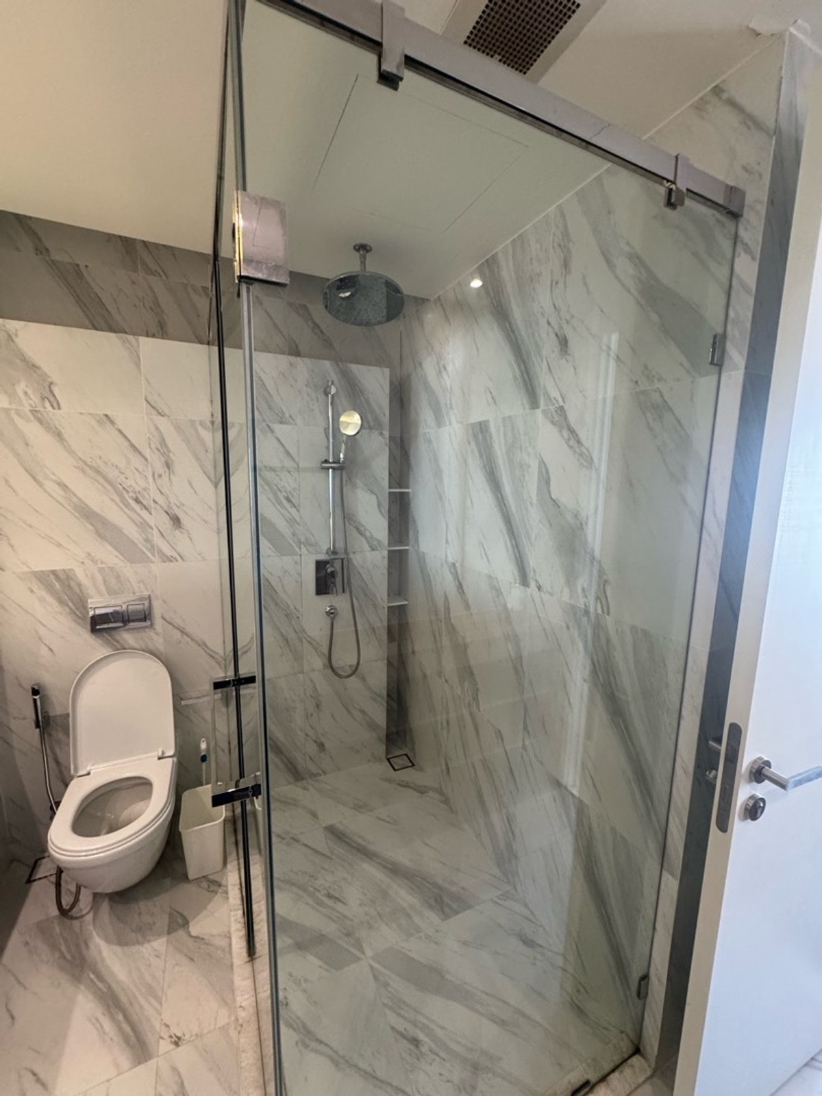 ให้เช่าคอนโดสุขุมวิท อโศก ทองหล่อ : For Rent Muniq Sukhumvit 23 1 bedroom 43,000 baht allowed pet contact 0869017364