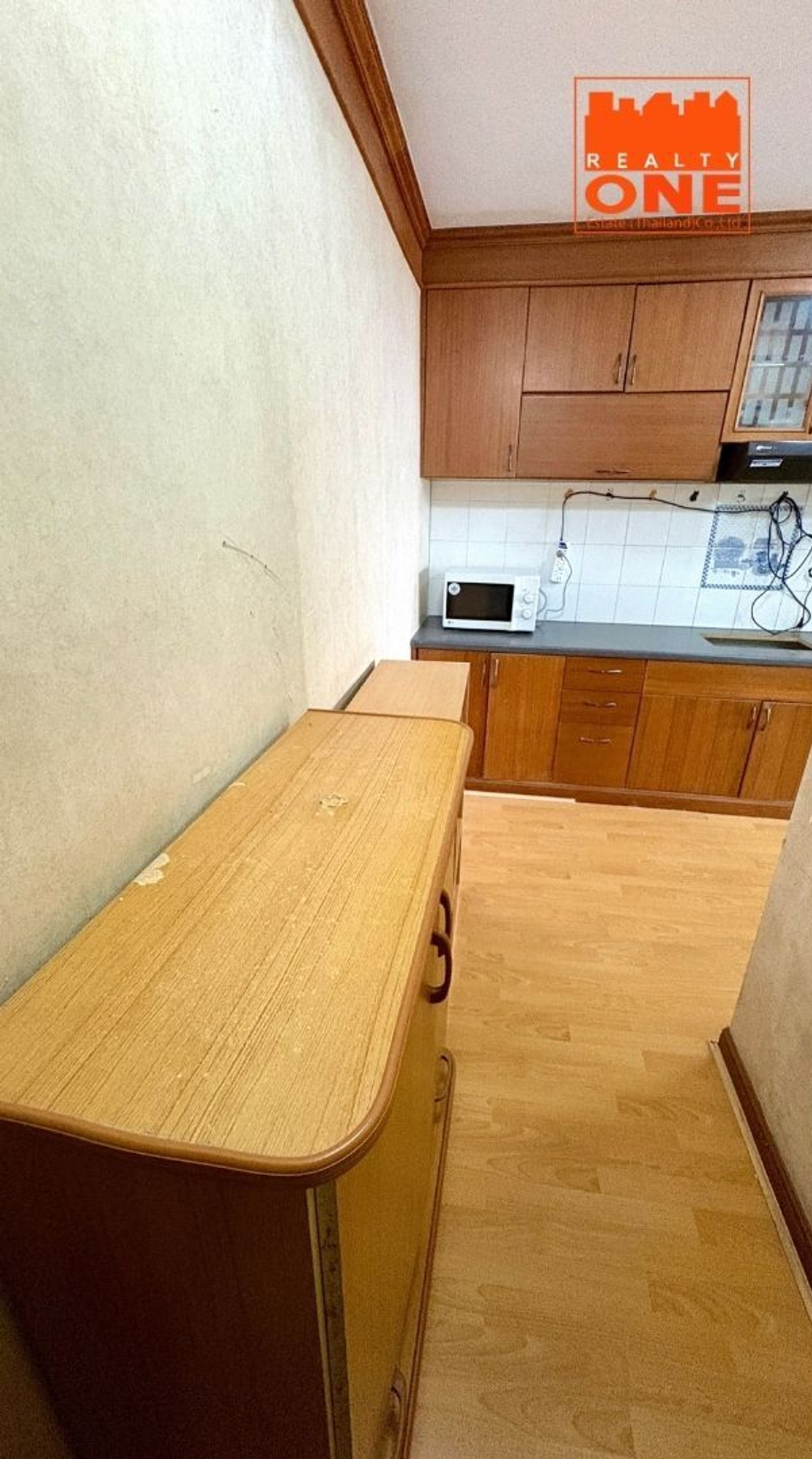 ขายคอนโดเกษตรศาสตร์ รัชโยธิน : ขาย เบญจศรีคอนโด วิภาวดี (Benjasri Vibhavadi) ชั้น 14 พื้นที่กว้าง พร้อมอยู่ ใกล้ ม.เกษตร และ รพ.วิภาวดี แค่ระยะเดินเท่านั้น